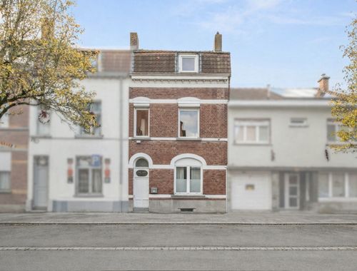                                         Woning te koop in Tournai, € 275.000
