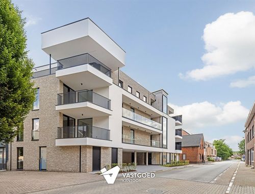                                         Appartement à vendre à Oostham, € 251.000
