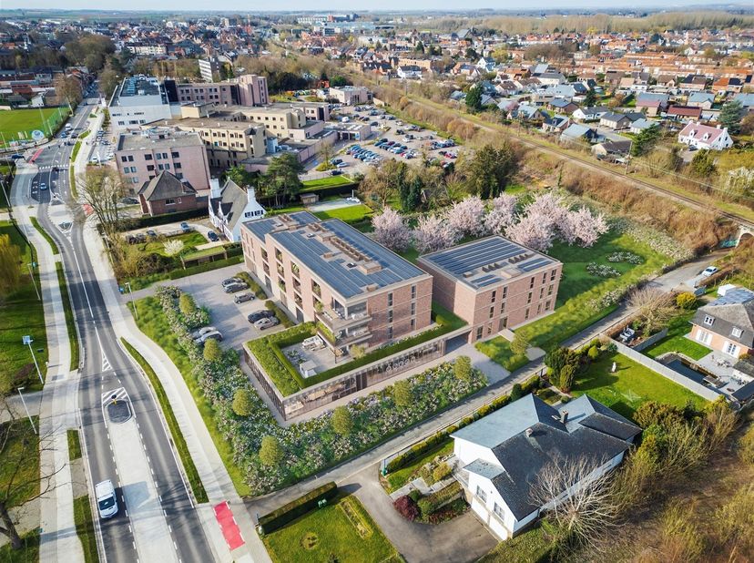 Kantoor- en/of praktijkruimte (216m²) nabij centrum St-Truiden met zicht op eigen stadspark.<br />
Welkom thuis in Residentie Trudo Park, werken in je