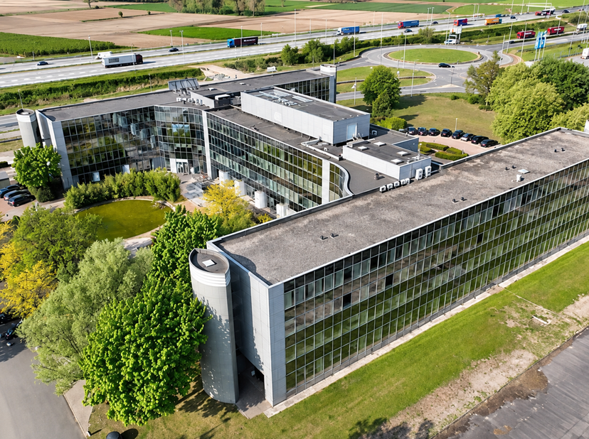 Bedrijfsvastgoed te huur in Nieuwe Weg 1,
                    2070 Zwijndrecht