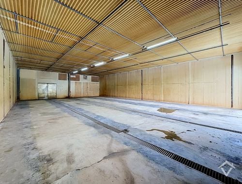                                         Opslagplaats te huur in Hooglede, € 695
