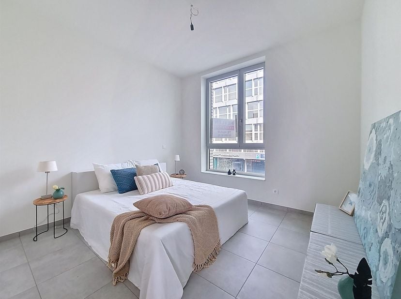KNAP APP. MET 2 SLKS + TERRAS OP EEN TOPLOCATIE IN ANTWERPEN<br />
<br />
In de residentiële wijk Zurenborg in het zuidoosten van de stad Antwerpen