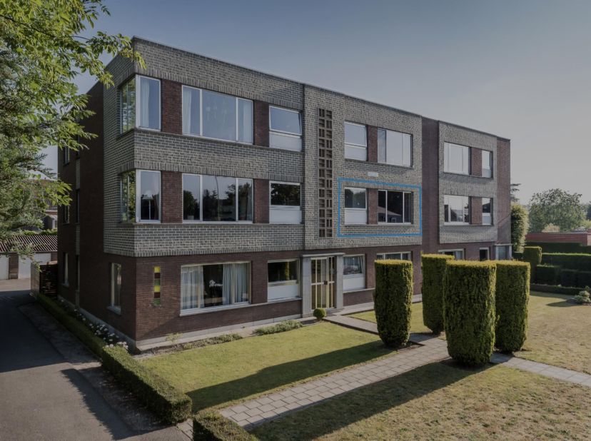 Appartement te koop in Hugo verrieststraat  28 bus 4,
                    9900 Eeklo