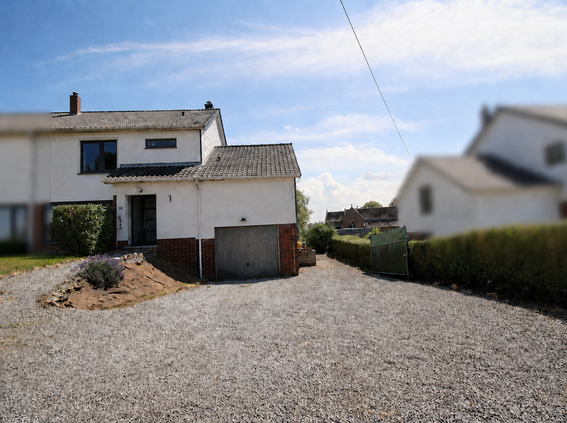 Huis te koop
                    in 5640 Mettet