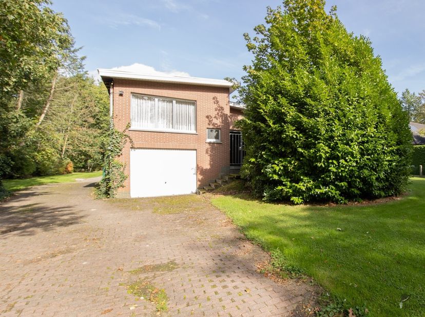 Huis te koop in ,
                    2390 Westmalle