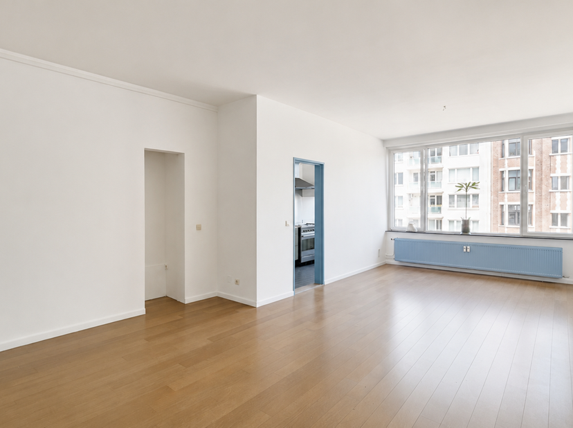 À LOUER : Spacieux appartement de deux chambres dans un emplacement de choix à proximité de Zurenborg<br />
Situé sur la Plantin et Moretuslei, cet ap