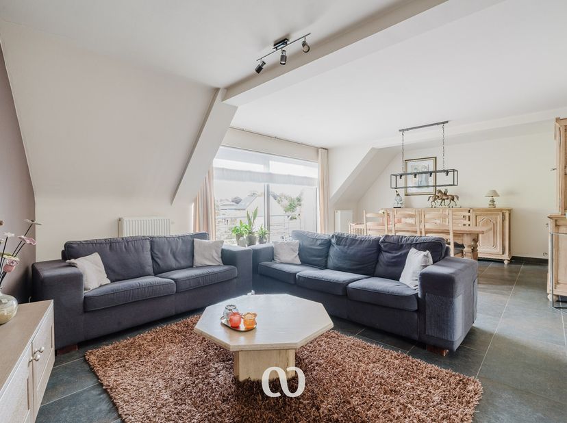Eerste BEZOEKMOMENT op 8 juli. Maak zelf een afspraak via onze site.<br />
Op zoek naar een instapklaar appartement in het centrum van Wortegem? Ideaa
