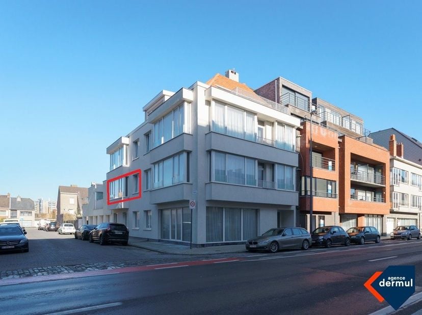 Cet appartement de deux chambres à coucher est situé au premier étage. L'appartement est actuellement loué, il est donc idéal en tant qu'investissemen