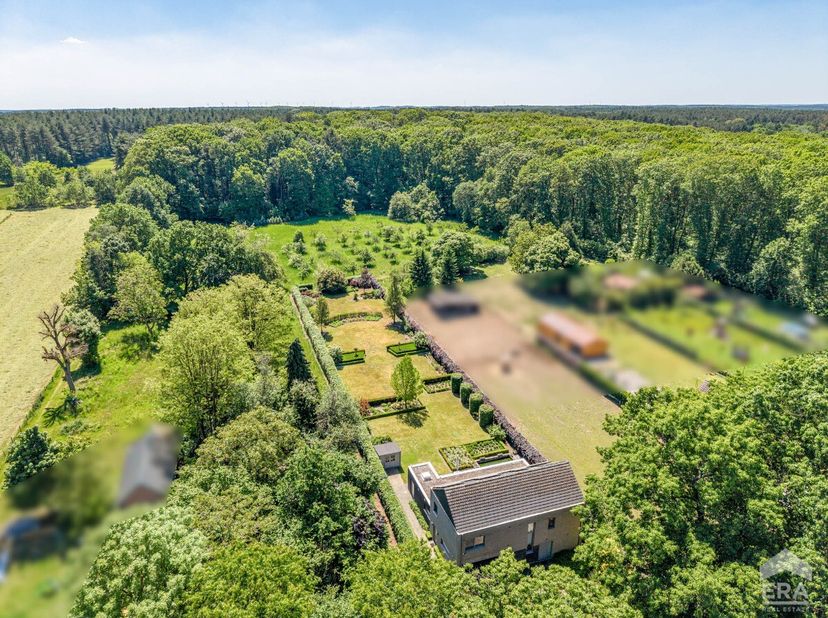 [[ CE BIEN PARTICIPE À LA JOURNÉE MAISONS OUVERTES ERA LE 19/9 DE 14:30 À 15:30 ]]<br />
Ce bien participe à la Journée Maisons Ouvertes ERA. Visitabl