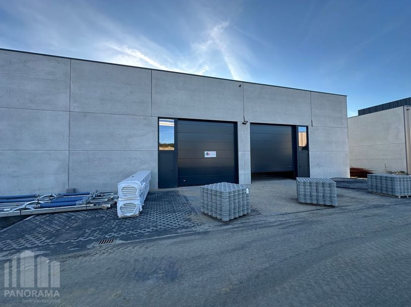 Bien professionnel à louer à Grote Leiestraat 134,
                    8570 Anzegem