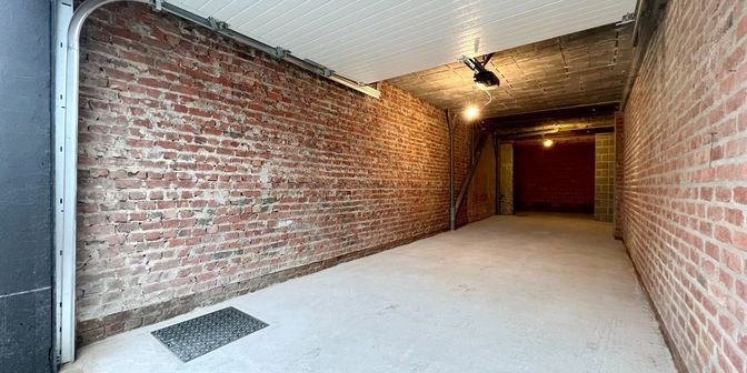 Garage te huur in 7700 Moeskroen
