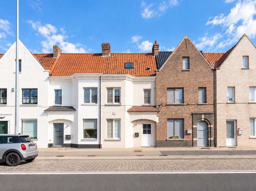 Huis te koop in Kapellestraat 44,
                    9800 Astene