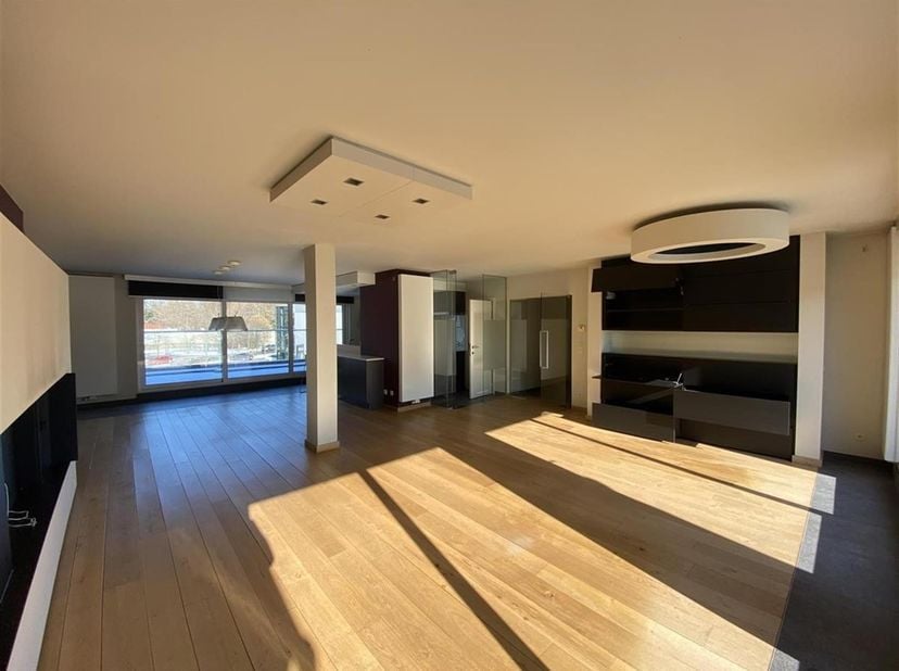 Appartement à louer
                    à 9300 Aalst