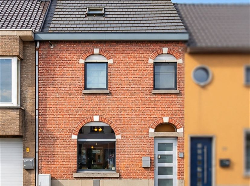 Huis te koop in Steenweg Van Aalst 31,
                    9200 Appels