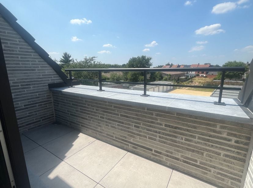 Appartement te koop
                    in 8790 Waregem