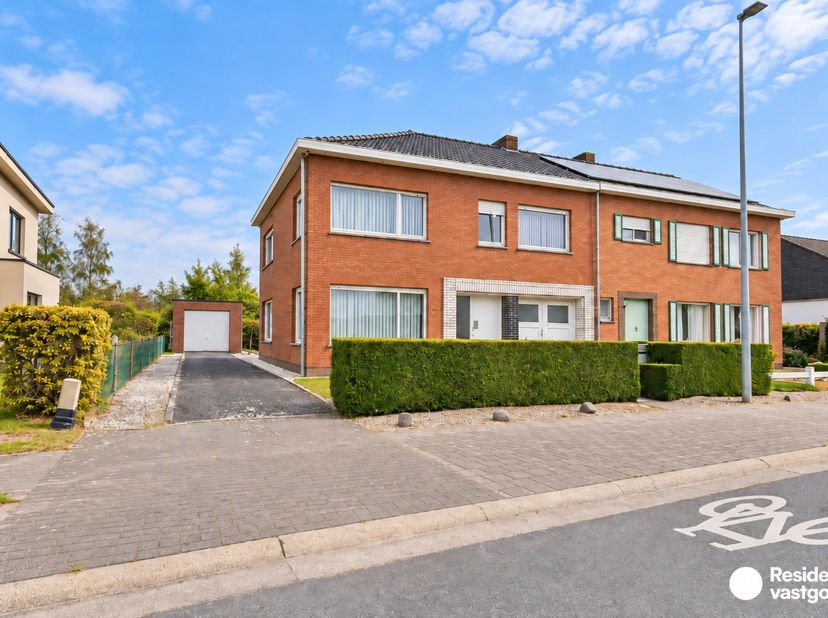 Maison à vendre à Oedelemsestraat 47,
                    8020 Oostkamp