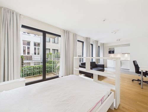                                         Studio te huur in Brussel, € 850
