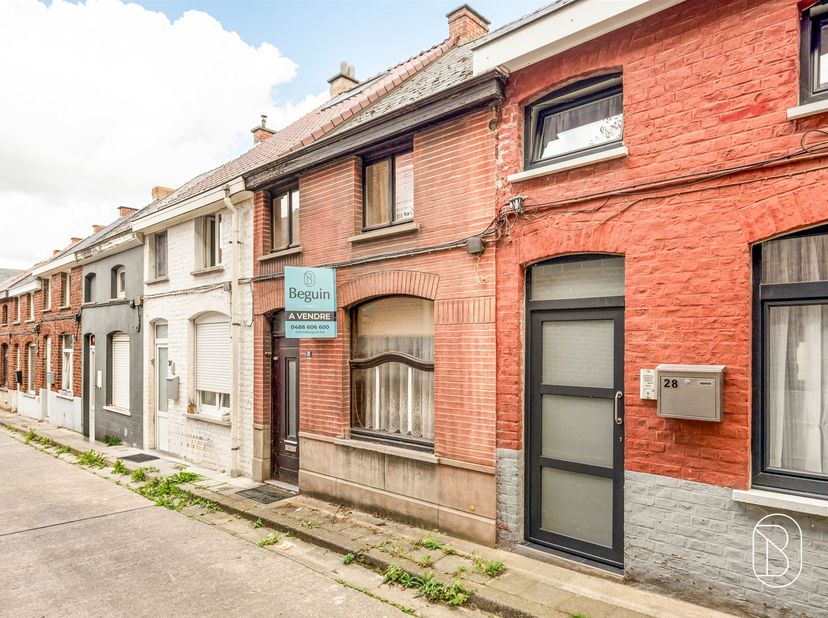 Huis te koop in Ruyffelaerekoer 26,
                    9600 Ronse