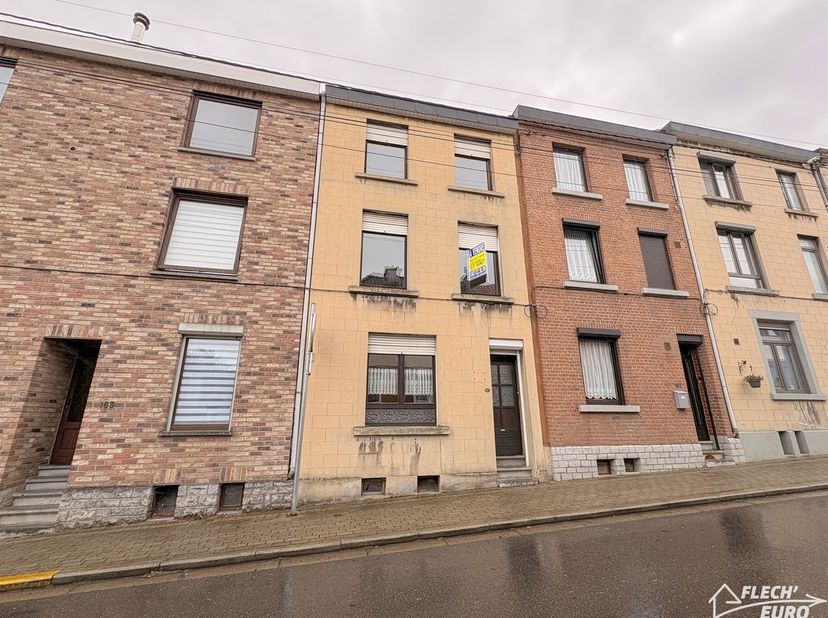 Maison à vendre à Rue du Paradis 165,
                    4821 Andrimont