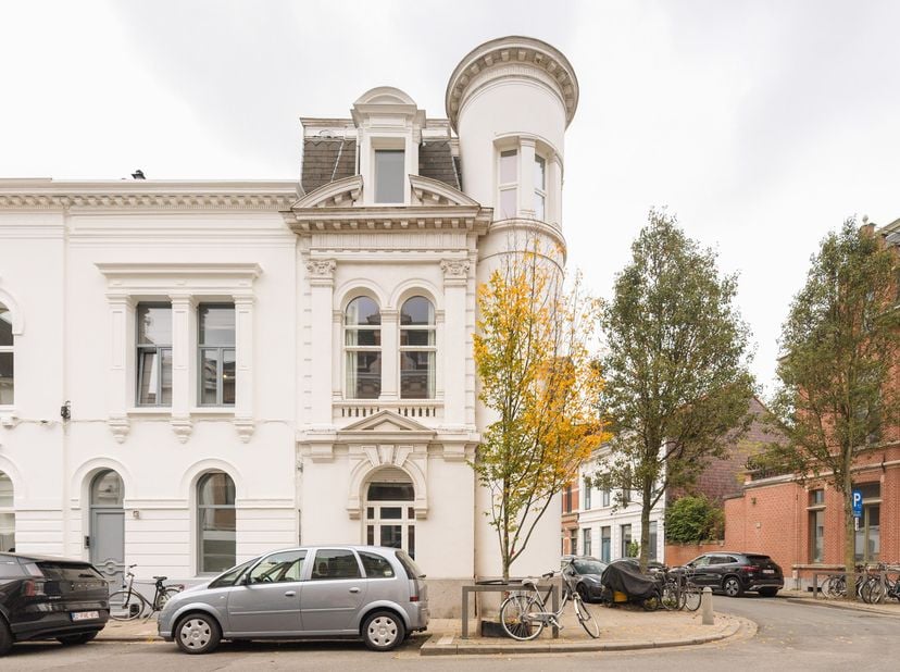 Huis te koop in Tweelingenstraat 1,
                    2018 Antwerpen