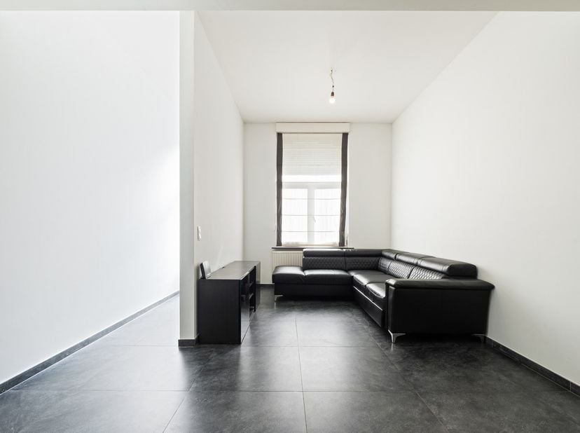 Maison unifamiliale économe en énergie, prête à être emménagée, avec 4 chambres, 2 salles de bains et un jardin orienté à l'ouest<br />
<br />
Dans le
