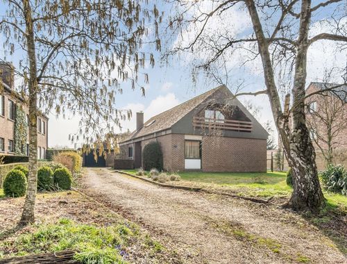                                         Eengezinswoning te koop in Lommel, € 320.000
