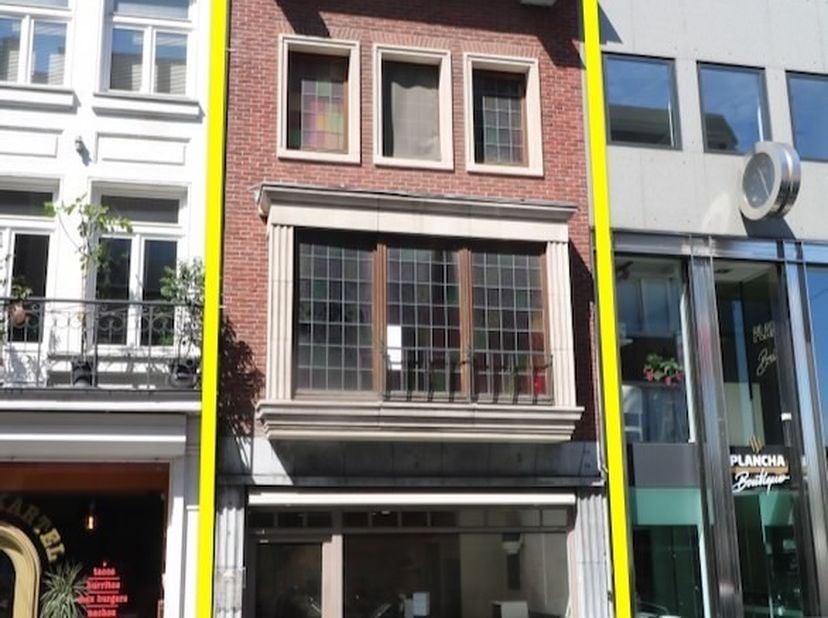 Bedrijfsvastgoed te koop in ,
                    8500 Kortrijk