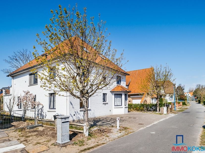 KOKSIJDE, Dromerijweg : studio agréable,&amp;nbsp;situé dans un petit immeuble sans ascenseur. <br />
<br />
Studio au premier étage. Se composant d'un sé