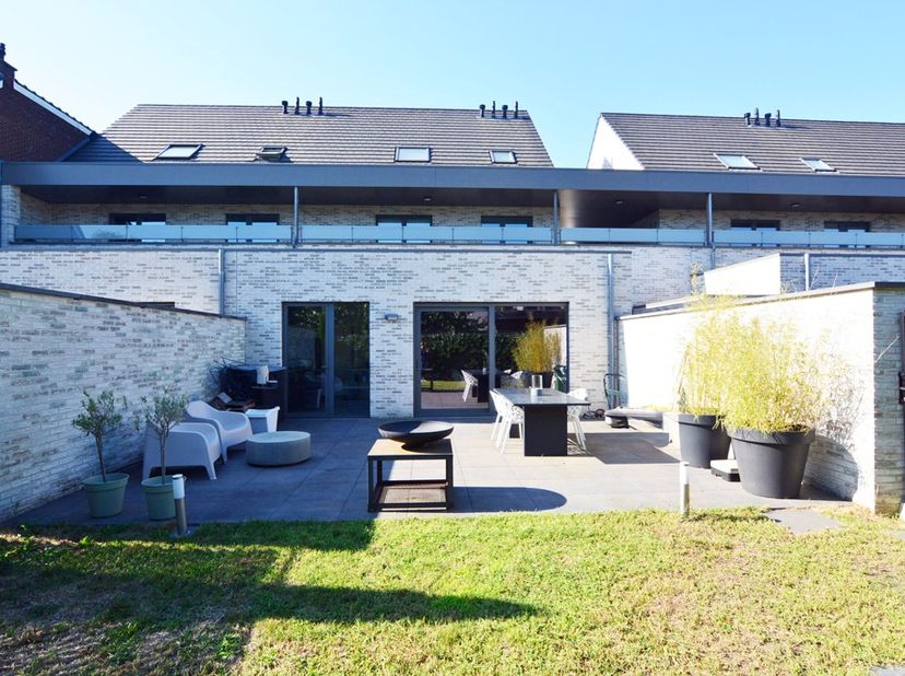 Appartement à louer
                    à 3680 Maaseik
