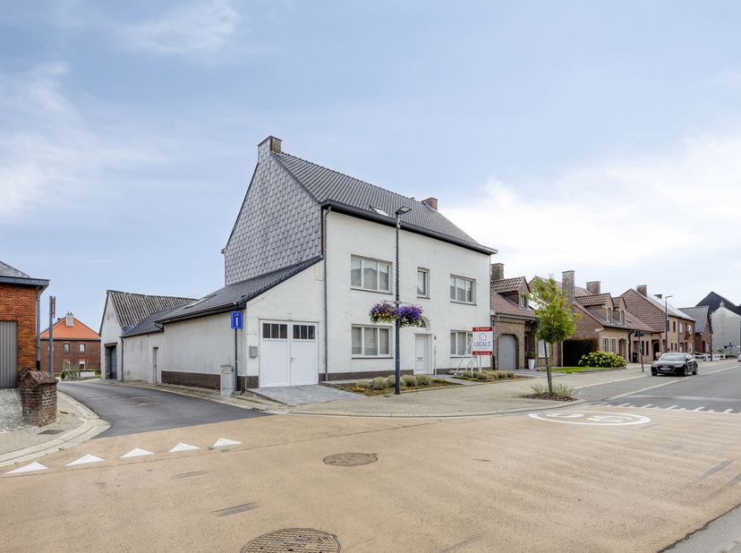 Huis te koop in Heldergemstraat 160,
                    9450 Heldergem