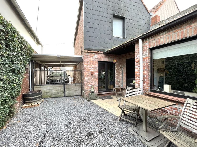 Maison à louer
                    à 9870 Zulte