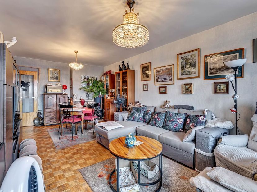 Appartement te koop in Franz Guillaumelaan 49 bus 17,
                    1140 Evere