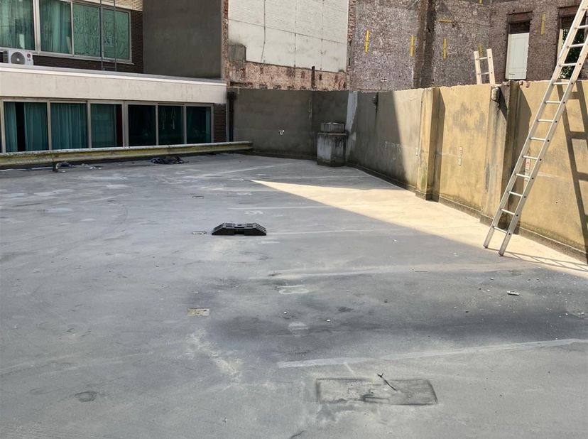 Garage à vendre
                    à 2000 Antwerpen