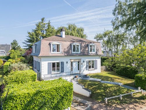                                         Villa te koop in Waterloo, € 865.000

