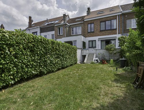                                         Woning te huur in Sint-Pieters-Woluwe, € 2.450
