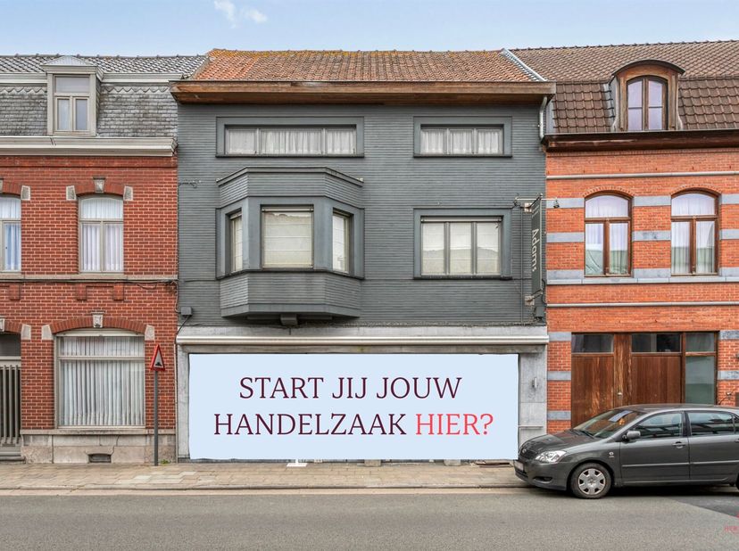 Immeuble commercial polyvalent avec des locaux d'habitation spacieux et de nombreuses possibilités au cœur de Wakken.<br />
<br />
Au centre de Wakk