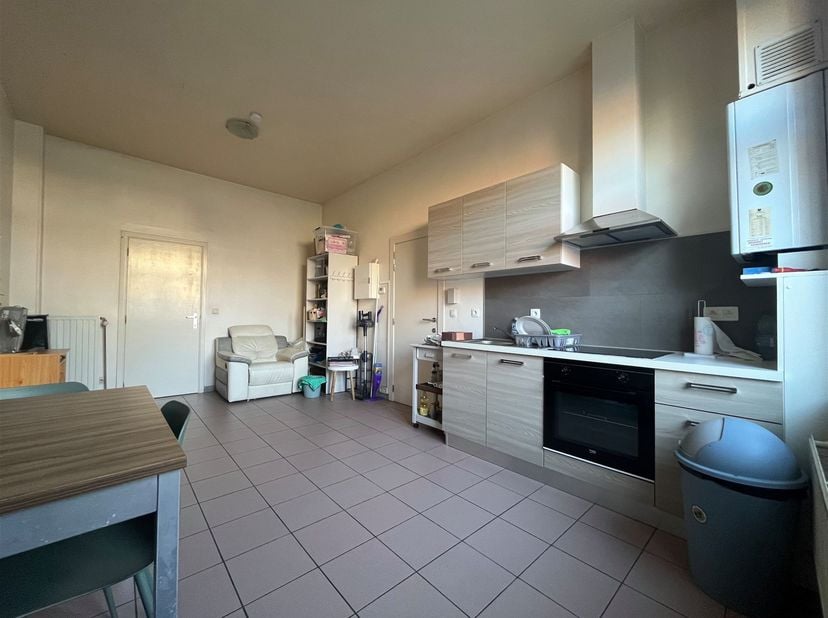 Appartement te huur in Rue du Rempart  72 bus 1,
                    7900 Leuze