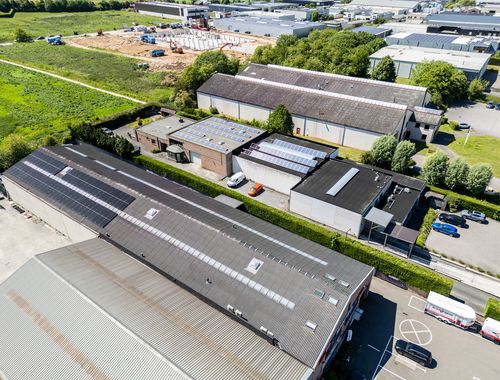                                         Magazijn met bureel te huur in Wavre, € 3.000

