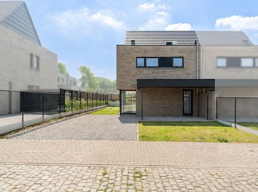 Maison à vendre
                    à 9260 Wichelen