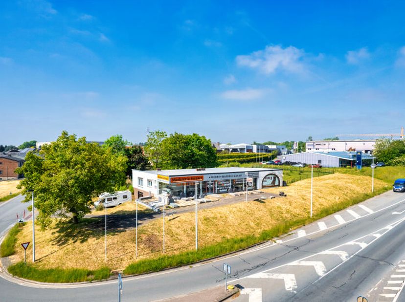 Bedrijfsvastgoed te koop
                    in 4400 Mons-lez-Liege