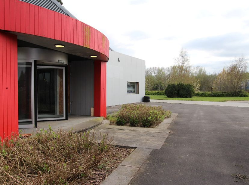 Bien professionnel à vendre
                    à 9900 Eeklo