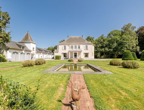                                         Villa-landhuis te koop in Seneffe, € 1.085.000
