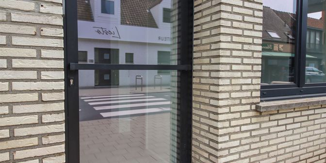 Bien professionnel à vendre à Roeselarestraat 34, 8560 Wevelgem