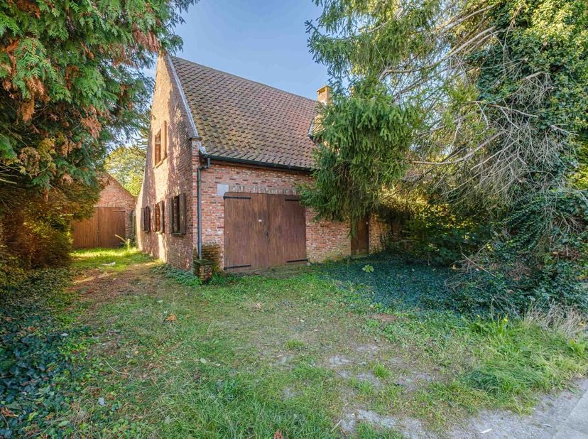 Huis te koop in Leest 31,
                    2330 Merksplas