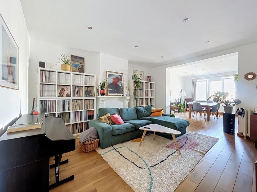 Appartement te huur in Rue Capouillet 37,
                    1060 Sint-Gillis