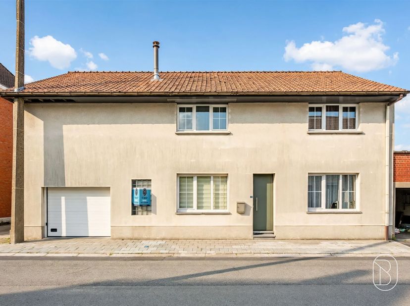 Huis te koop in Reynaertstraat 2,
                    8710 Wielsbeke