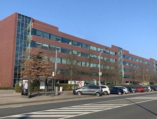                                         Bureaux à louer à Berchem, € 13.587,50
