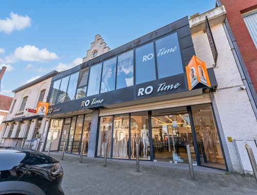                                         Bâtiment commercial à vendre à Dadizele, € 449.000
