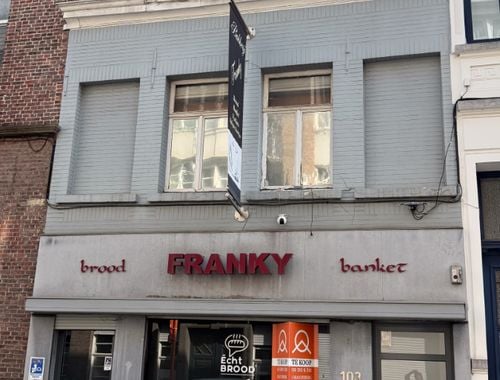                                         Bien commercial à vendre à Gent, € 345.000
