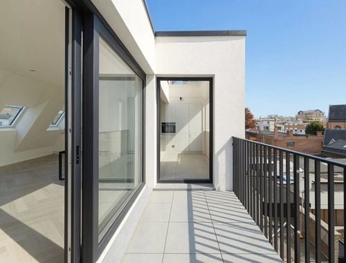                                         Penthouse à vendre à Ixelles, € 583.000

